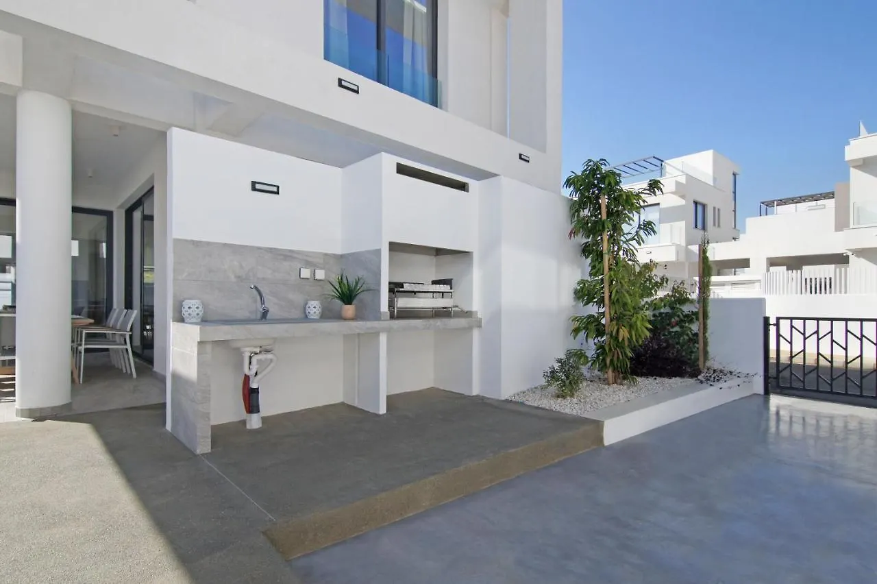 Villa Queen Eleanor Протарас
